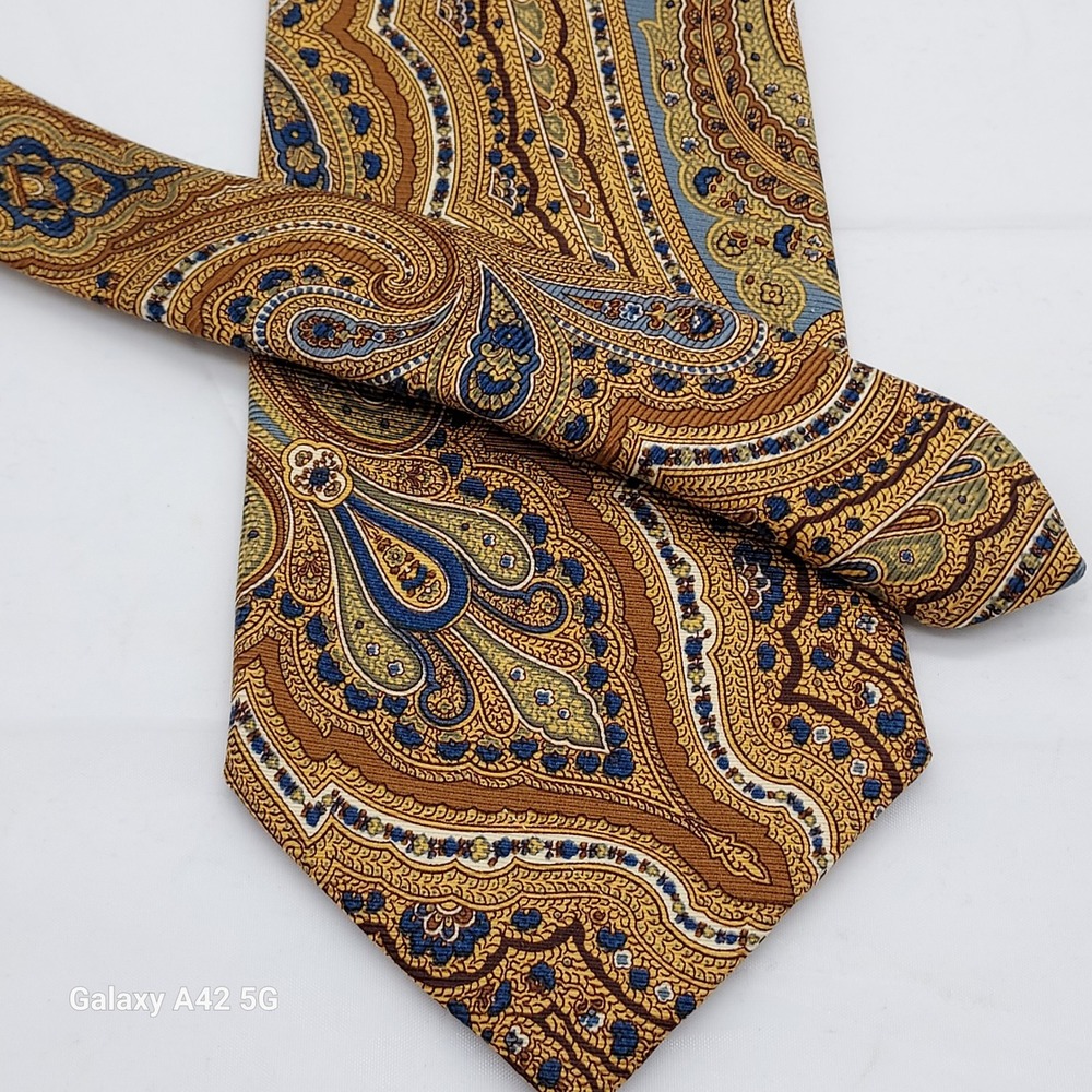 Brooks Brothers Makers Silk Tie Gold Blue Brown Paisley Hand Made USA Necktie